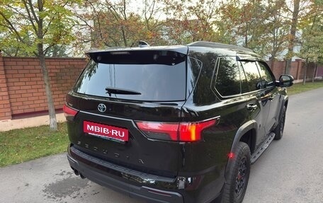 Toyota Sequoia, 2023 год, 9 990 000 рублей, 6 фотография