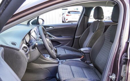 Opel Astra K, 2017 год, 1 080 000 рублей, 10 фотография