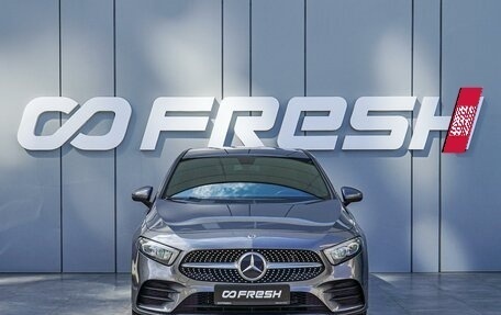 Mercedes-Benz A-Класс, 2020 год, 2 650 000 рублей, 3 фотография