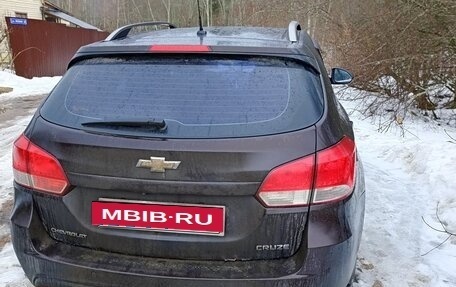 Chevrolet Cruze II, 2013 год, 800 000 рублей, 3 фотография