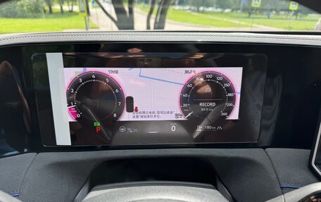 Volkswagen Tiguan, 2025 год, 4 677 000 рублей, 4 фотография