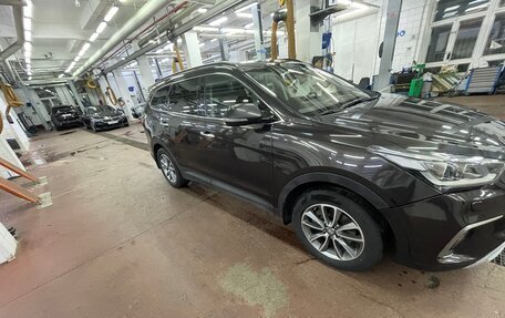 Hyundai Santa Fe III рестайлинг, 2018 год, 2 370 000 рублей, 3 фотография