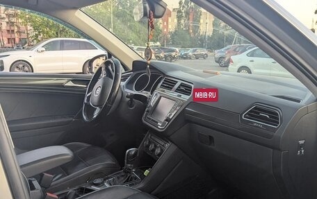 Volkswagen Tiguan II, 2017 год, 2 300 000 рублей, 6 фотография