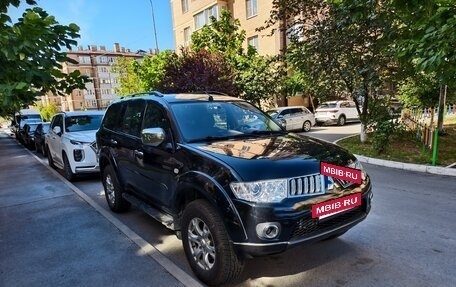 Mitsubishi Pajero Sport II рестайлинг, 2012 год, 1 900 000 рублей, 2 фотография