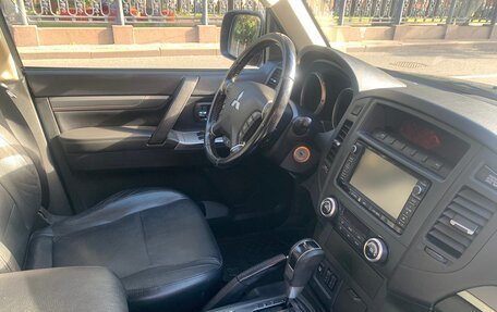 Mitsubishi Pajero IV, 2012 год, 1 980 000 рублей, 10 фотография