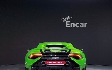 Lamborghini Huracán, 2023 год, 24 310 000 рублей, 4 фотография