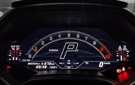 Lamborghini Huracán, 2023 год, 24 310 000 рублей, 11 фотография