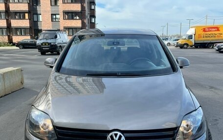 Volkswagen Golf Plus II, 2010 год, 700 000 рублей, 2 фотография