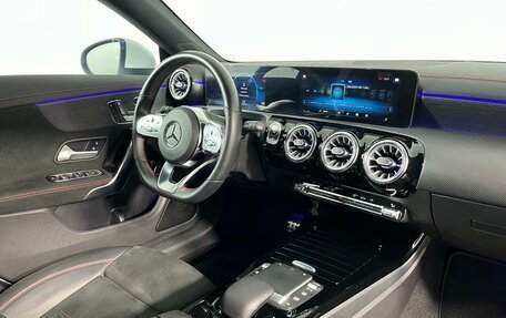 Mercedes-Benz CLA, 2021 год, 3 099 000 рублей, 13 фотография