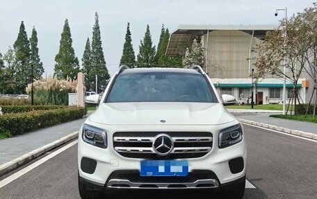 Mercedes-Benz GLB, 2022 год, 2 370 000 рублей, 2 фотография