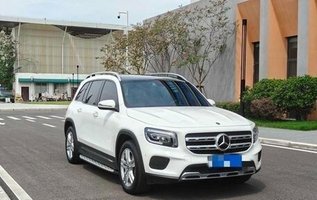 Mercedes-Benz GLB, 2022 год, 2 370 000 рублей, 3 фотография