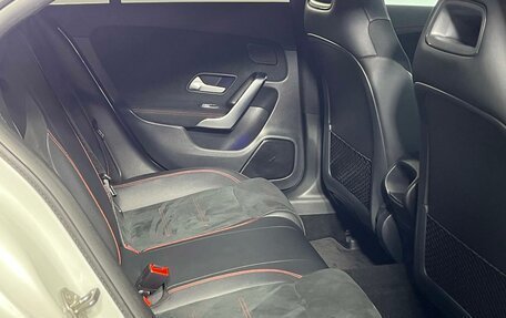 Mercedes-Benz CLA, 2021 год, 3 099 000 рублей, 12 фотография