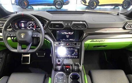 Lamborghini Urus I, 2023 год, 27 300 000 рублей, 5 фотография