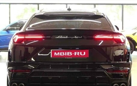 Lamborghini Urus I, 2023 год, 27 300 000 рублей, 3 фотография