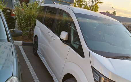 Honda Stepwgn IV, 2020 год, 2 700 000 рублей, 5 фотография
