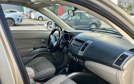 Mitsubishi Outlander III рестайлинг 3, 2008 год, 909 000 рублей, 9 фотография