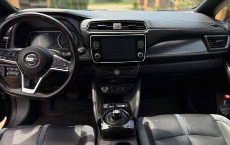 Nissan Leaf II, 2019 год, 2 050 000 рублей, 7 фотография