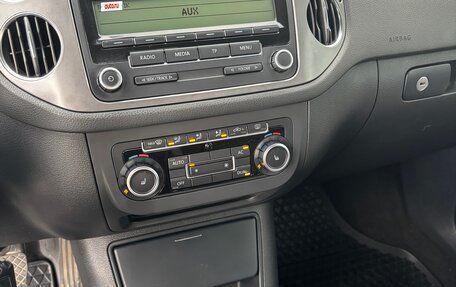 Volkswagen Tiguan I, 2010 год, 899 999 рублей, 16 фотография