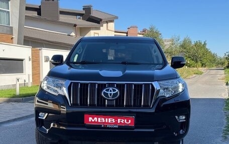 Toyota Land Cruiser Prado 150 рестайлинг 2, 2019 год, 4 999 000 рублей, 3 фотография