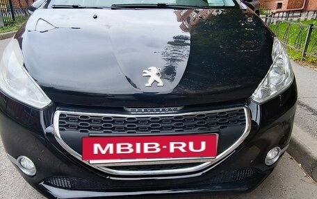 Peugeot 208 II, 2013 год, 800 000 рублей, 3 фотография