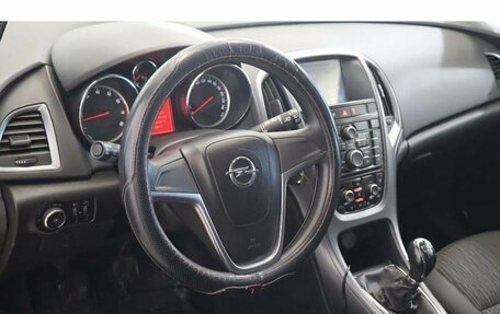 Opel Astra J, 2013 год, 640 000 рублей, 6 фотография