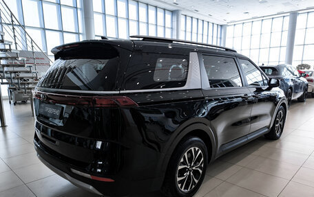 KIA Carnival, 2021 год, 2 900 000 рублей, 5 фотография
