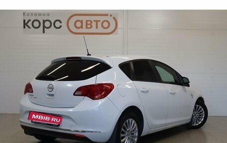 Opel Astra J, 2013 год, 640 000 рублей, 3 фотография