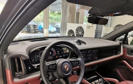 Porsche Cayenne III, 2025 год, 20 340 000 рублей, 8 фотография