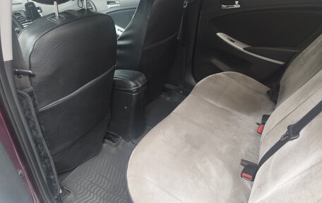 Hyundai Solaris II рестайлинг, 2013 год, 740 000 рублей, 4 фотография