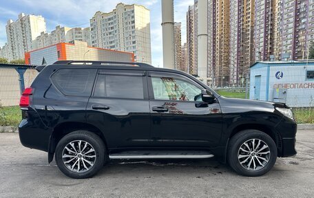 Toyota Land Cruiser Prado 150 рестайлинг 2, 2018 год, 4 600 000 рублей, 8 фотография