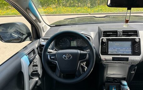 Toyota Land Cruiser Prado 150 рестайлинг 2, 2018 год, 4 600 000 рублей, 9 фотография