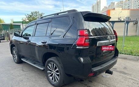 Toyota Land Cruiser Prado 150 рестайлинг 2, 2018 год, 4 600 000 рублей, 4 фотография