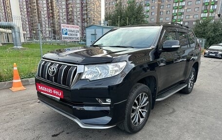 Toyota Land Cruiser Prado 150 рестайлинг 2, 2018 год, 4 600 000 рублей, 3 фотография