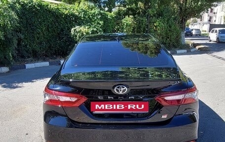 Toyota Camry, 2021 год, 3 650 000 рублей, 3 фотография