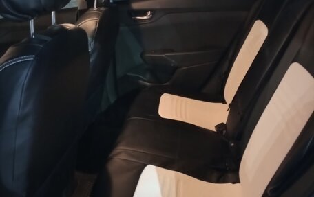 Hyundai Solaris II рестайлинг, 2019 год, 1 250 000 рублей, 3 фотография