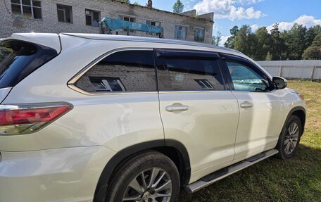 Toyota Highlander III, 2014 год, 2 450 000 рублей, 5 фотография