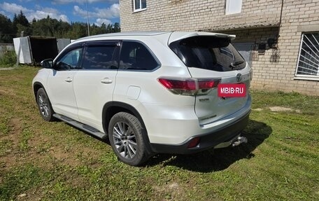 Toyota Highlander III, 2014 год, 2 450 000 рублей, 4 фотография