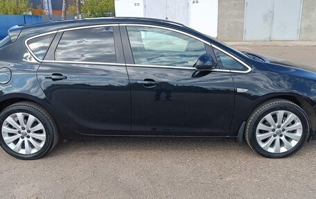 Opel Astra J, 2010 год, 895 000 рублей, 7 фотография