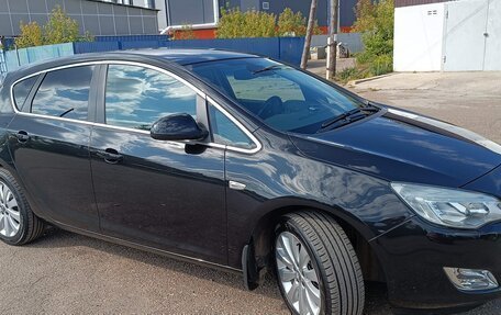 Opel Astra J, 2010 год, 895 000 рублей, 5 фотография