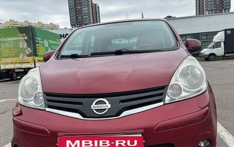 Nissan Note II рестайлинг, 2011 год, 900 000 рублей, 2 фотография