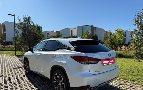 Lexus RX IV рестайлинг, 2019 год, 5 150 000 рублей, 6 фотография