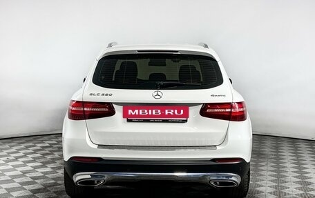 Mercedes-Benz GLC, 2017 год, 3 120 000 рублей, 6 фотография