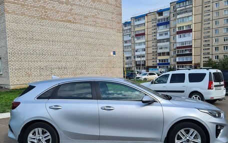 KIA cee'd III, 2019 год, 1 790 000 рублей, 2 фотография