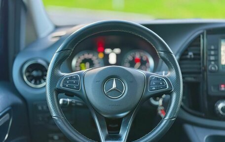 Mercedes-Benz Vito, 2021 год, 6 600 000 рублей, 11 фотография