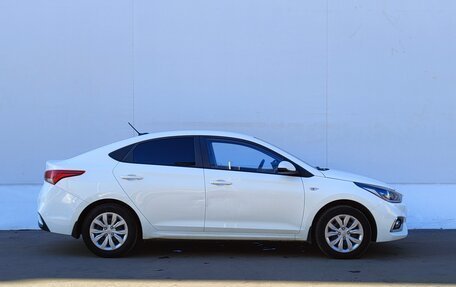 Hyundai Solaris II рестайлинг, 2018 год, 1 320 000 рублей, 4 фотография