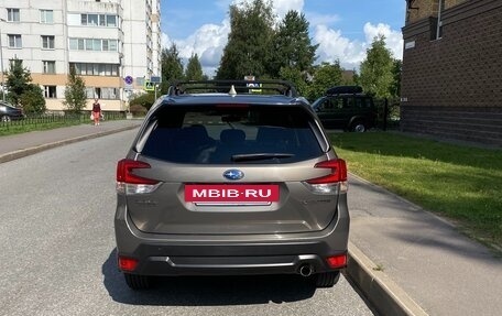 Subaru Forester, 2019 год, 2 340 000 рублей, 3 фотография