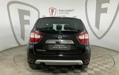 Nissan Terrano III, 2014 год, 1 049 000 рублей, 3 фотография