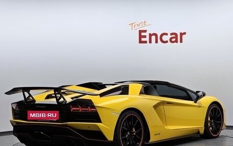 Lamborghini Aventador I рестайлинг, 2018 год, 29 663 858 рублей, 2 фотография