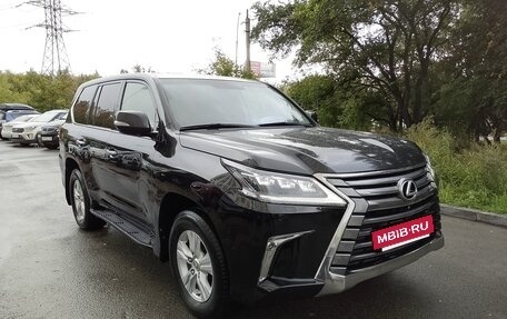 Lexus LX III, 2016 год, 4 900 000 рублей, 7 фотография