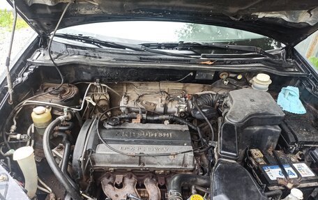 Mitsubishi Outlander III рестайлинг 3, 2007 год, 700 000 рублей, 2 фотография